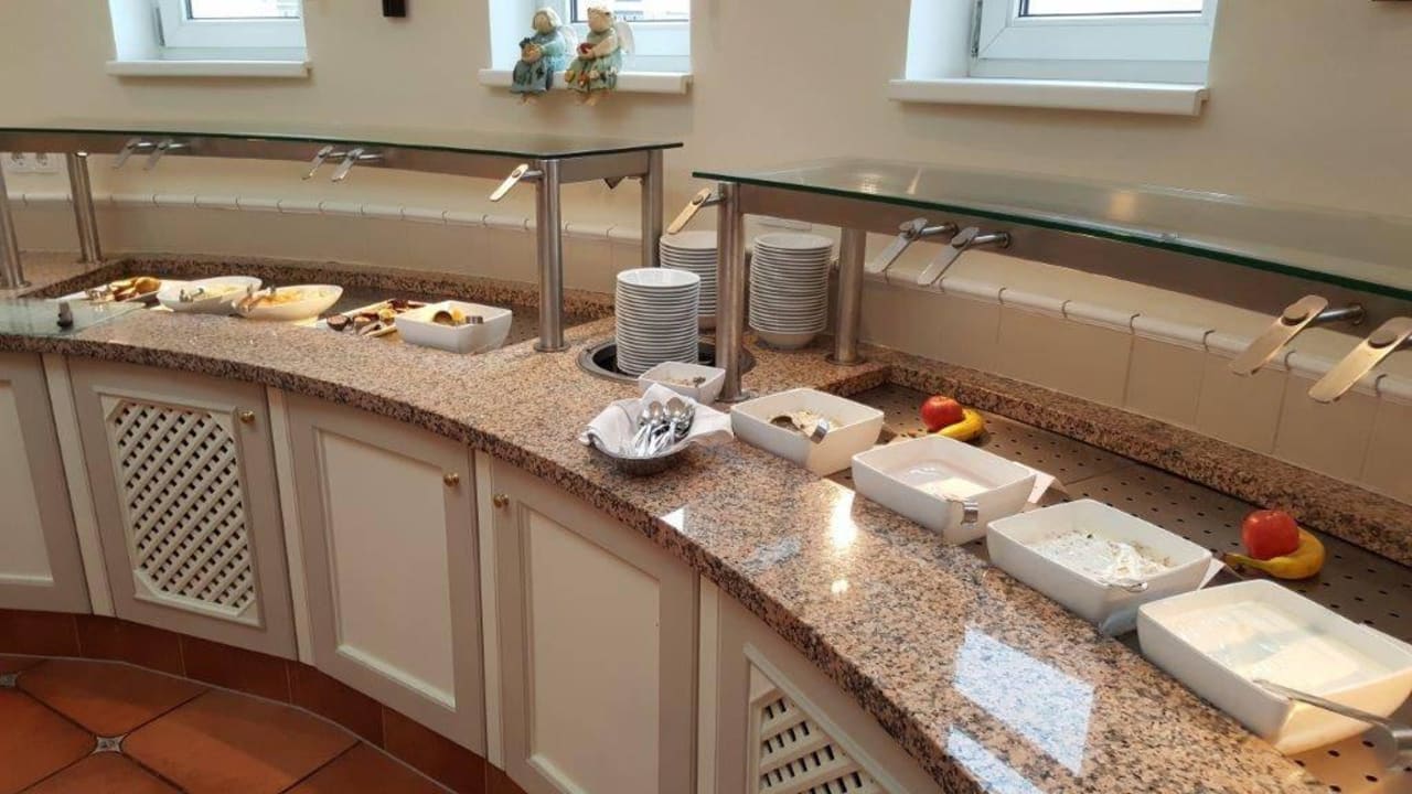Frühstück Hotel Almesberger
