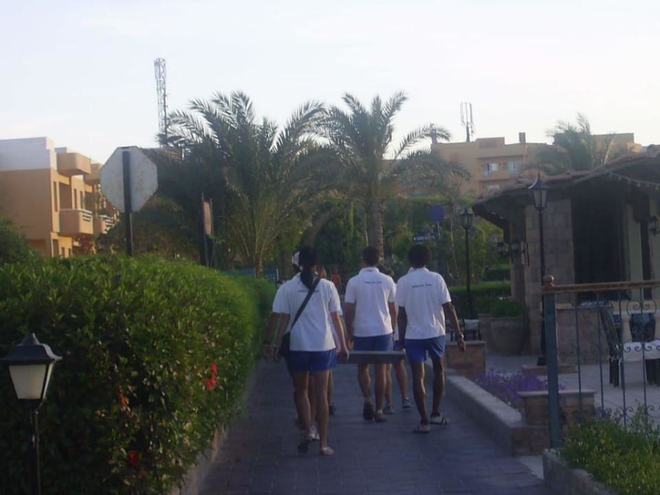 Die Animateure ziehen sich kurz zurück Golden Beach Resort