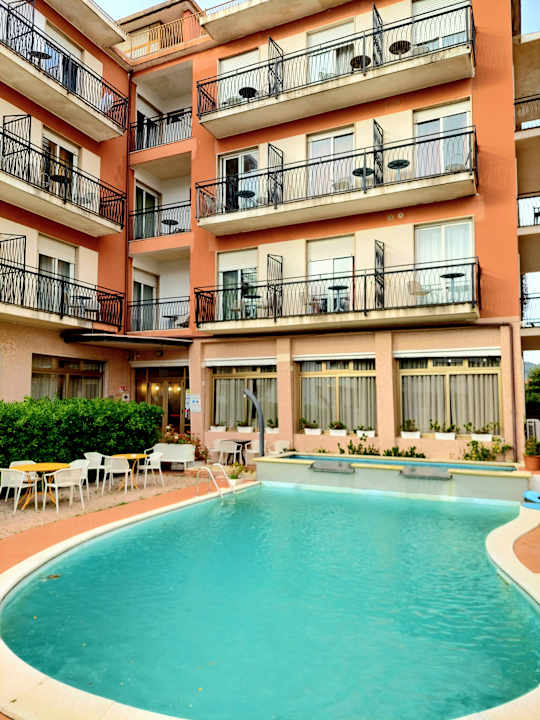 Außenansicht Hotel Kristall