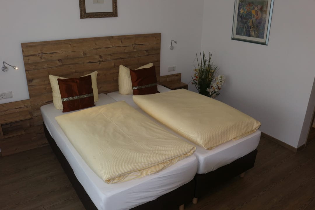 Zimmer Landgasthof Römer-Castell