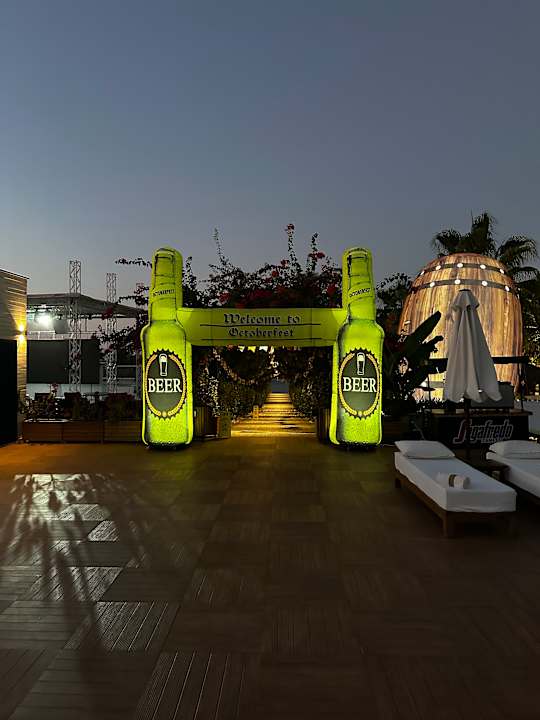 Außenansicht Rubi Platinum Sign