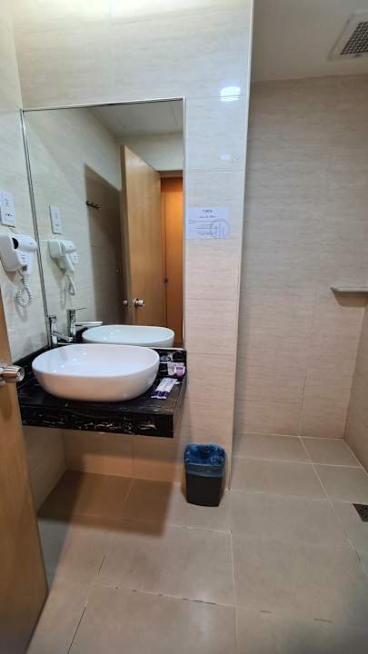 Zimmer Metro Hotel Bukit Bintang