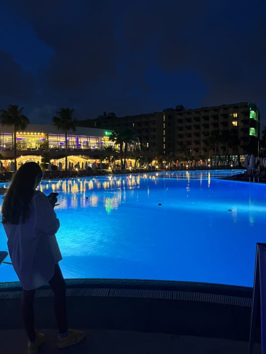 Pool VONRESORT Golden Coast