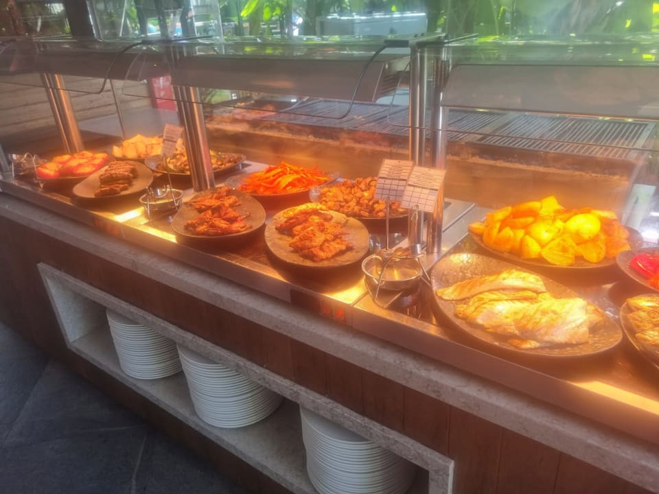 Gastro Hotel Miramare Beach