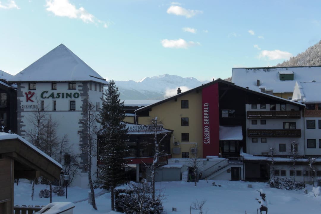 Vom Schlafzimmer aus Hotel Central