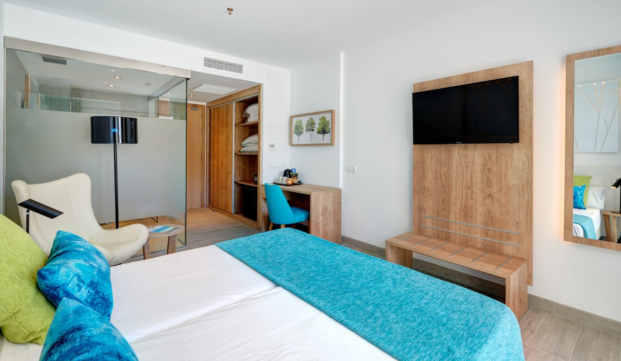 Zimmer Hotel More