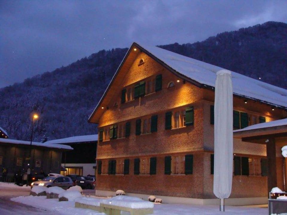 Hotel bei Nacht Sonne Mellau - Feel good Hotel