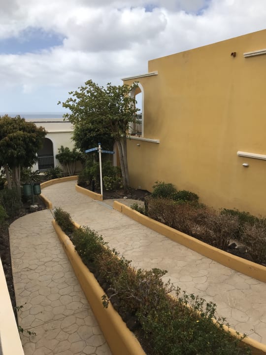 Weg nach oben zur Anlage oder nach unten zum Strand AluaVillage Fuerteventura