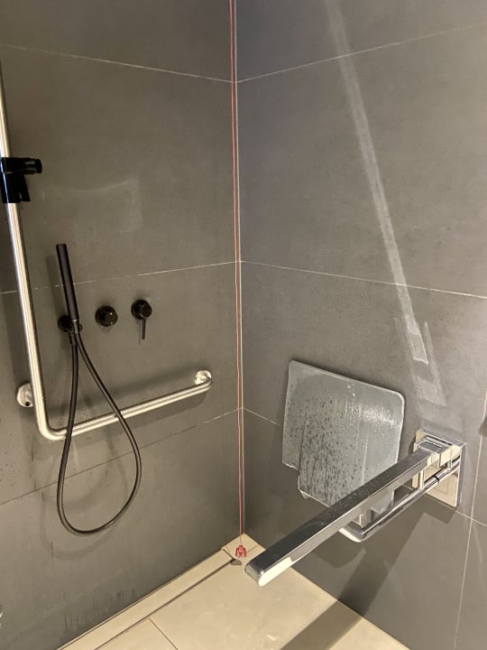 Zimmer MOOONS Vienna