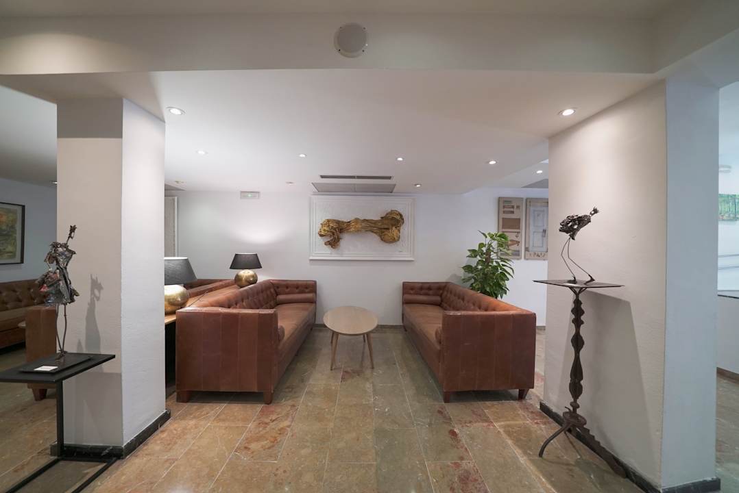 Lobby Artmadams Hotel