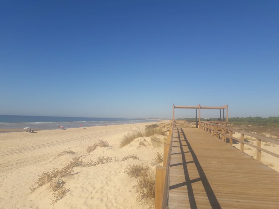 Strand The Prime Energize Hotel