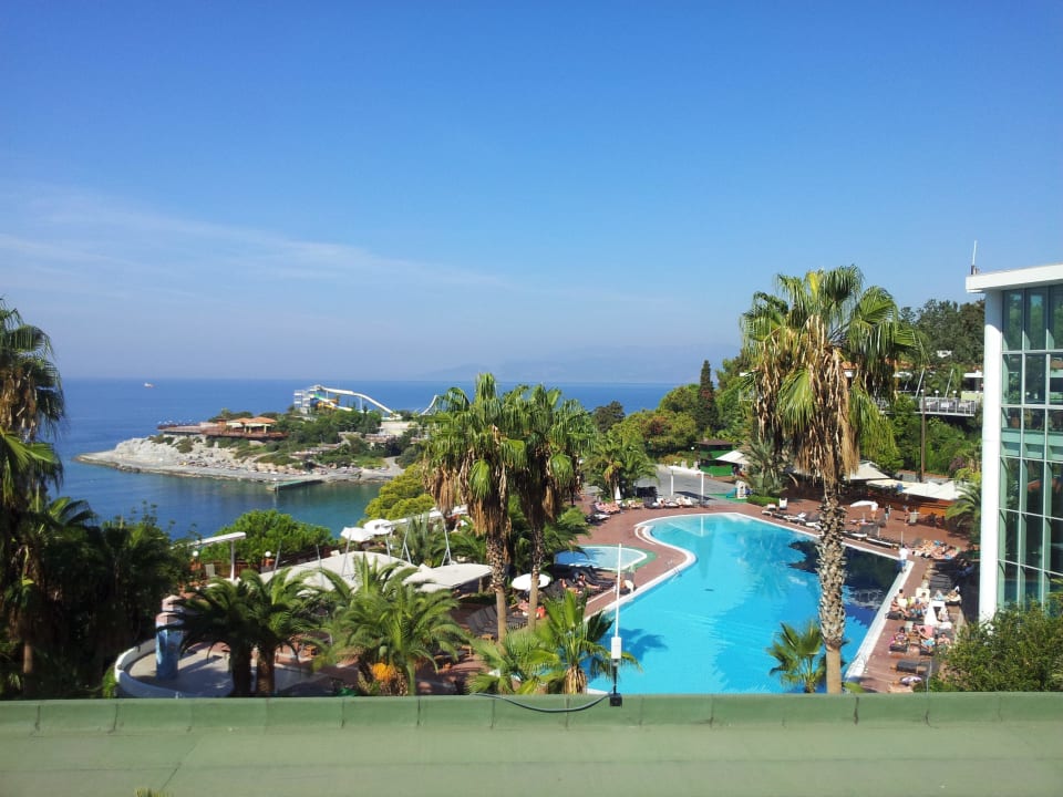 Blick aus dem Zimmer 3405 Hotel Pine Bay Holiday Resort