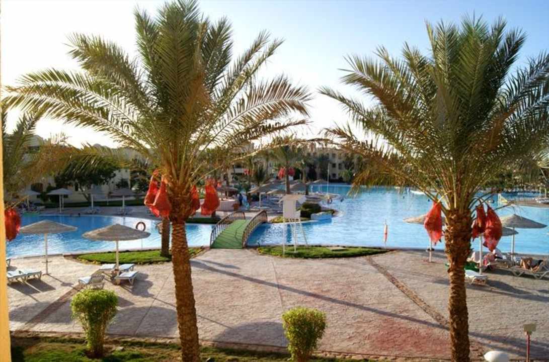 Widok z balkonu - dzień Xanadu Club Makady Bay