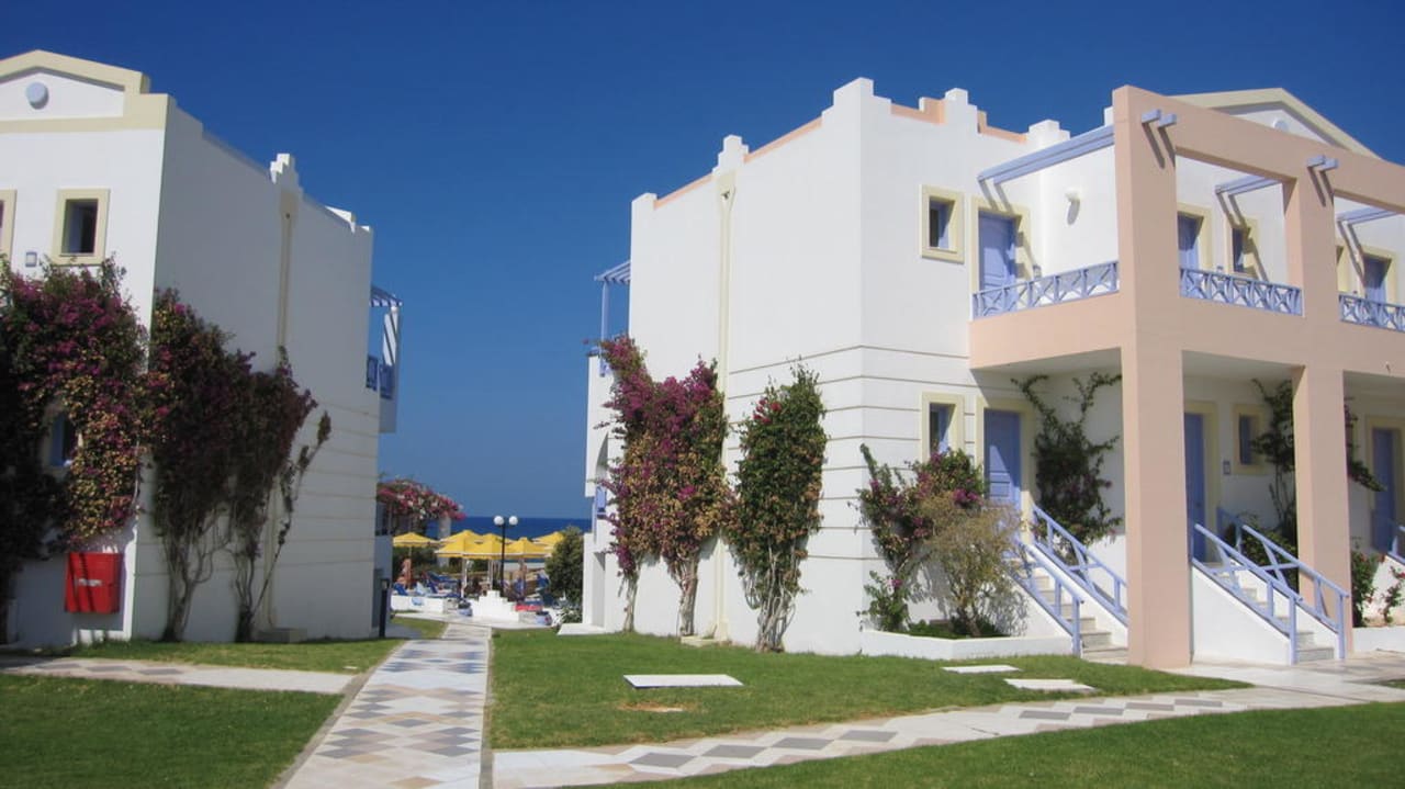 Bungalows Hotel Serita Beach