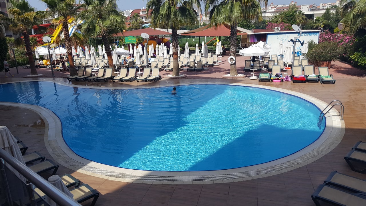 Pool Hane Family Resort