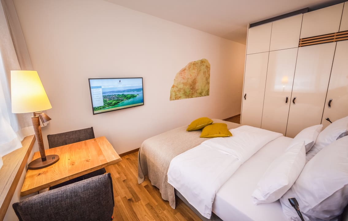 Zimmer Ferienwohnungen Hirschen Horn | Boardinghouse Bodensee