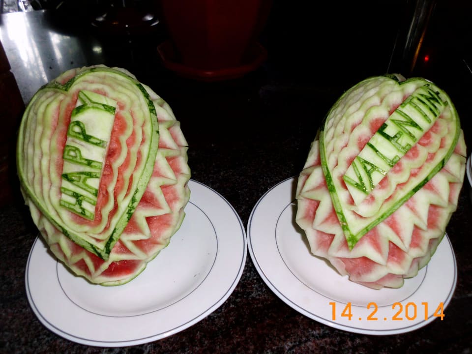 Melonenschnitzerei Hotel Southern Palms Beach Resort