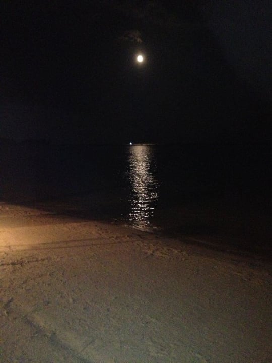 Strand und Mond Chaweng Regent Beach Resort