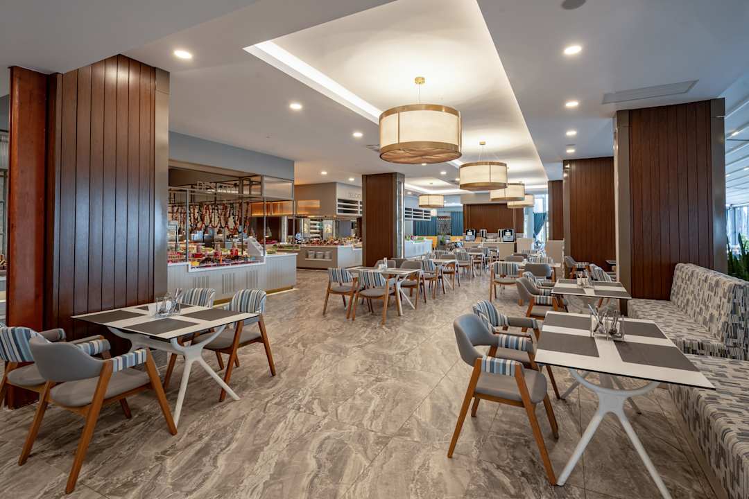 Gastro Justiniano Deluxe Resort