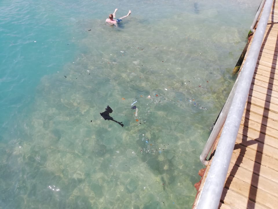 Strand Club Turtas Beach Hotel