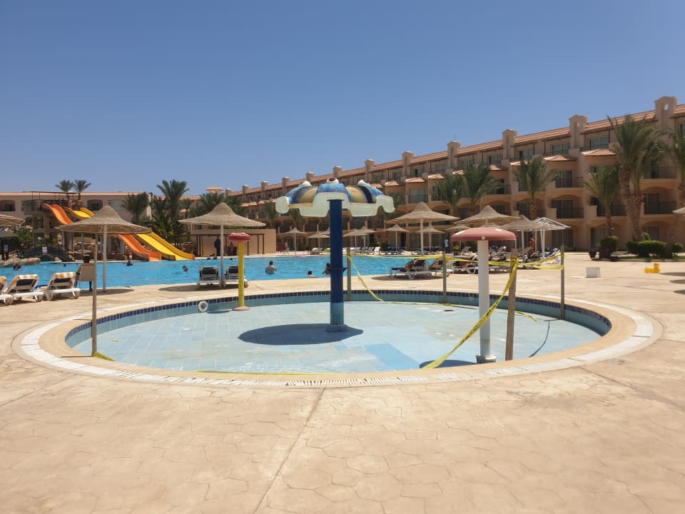 Pool Pyramisa Beach Resort Sahl Hasheesh