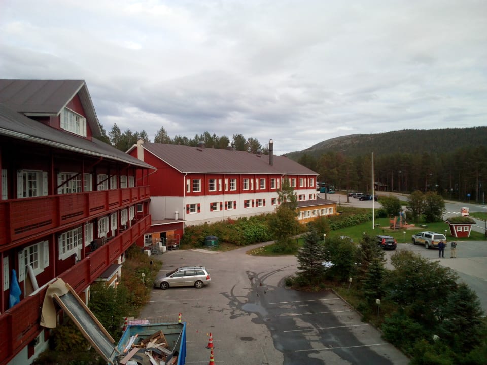 Außenansicht Hotel Hullu Poro