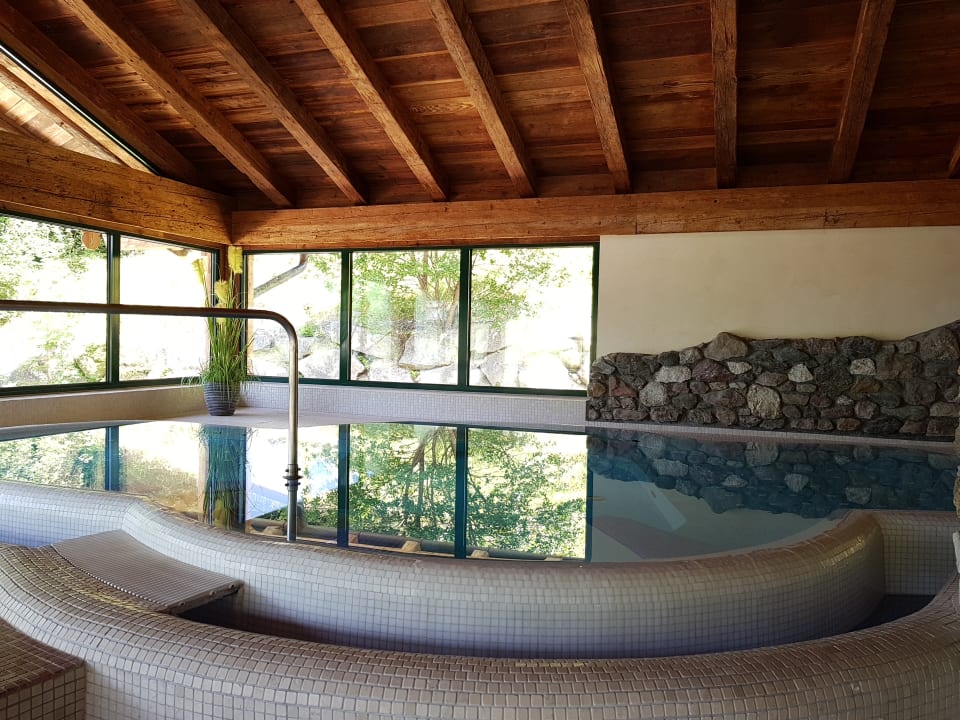 Pool Hotel Elisabeth