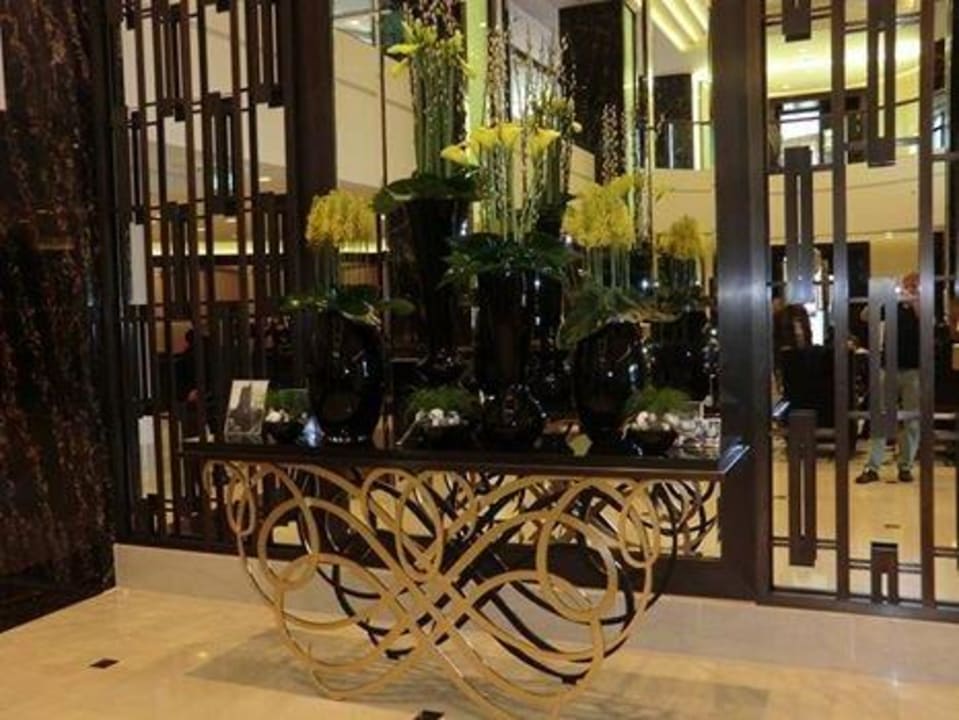 Österlicher Blumenstrauß Waldorf Astoria Berlin