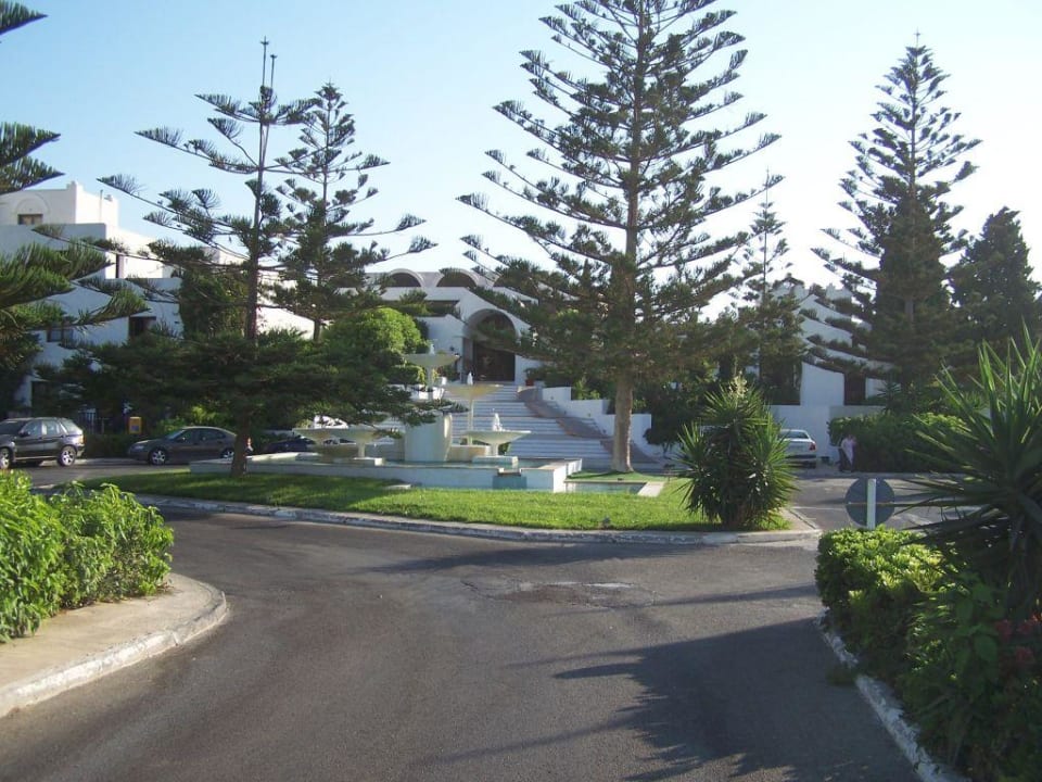 Hoteleingang TUI BLUE Oceanis Beach and Spa Resort