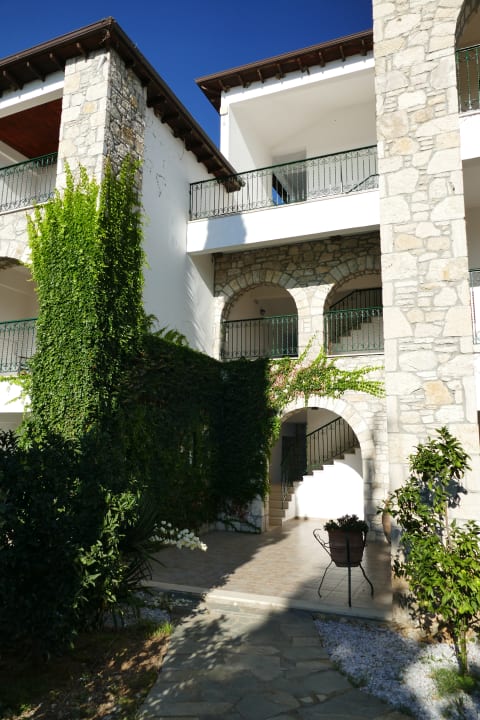 Außenansicht Hotel Geranion Village