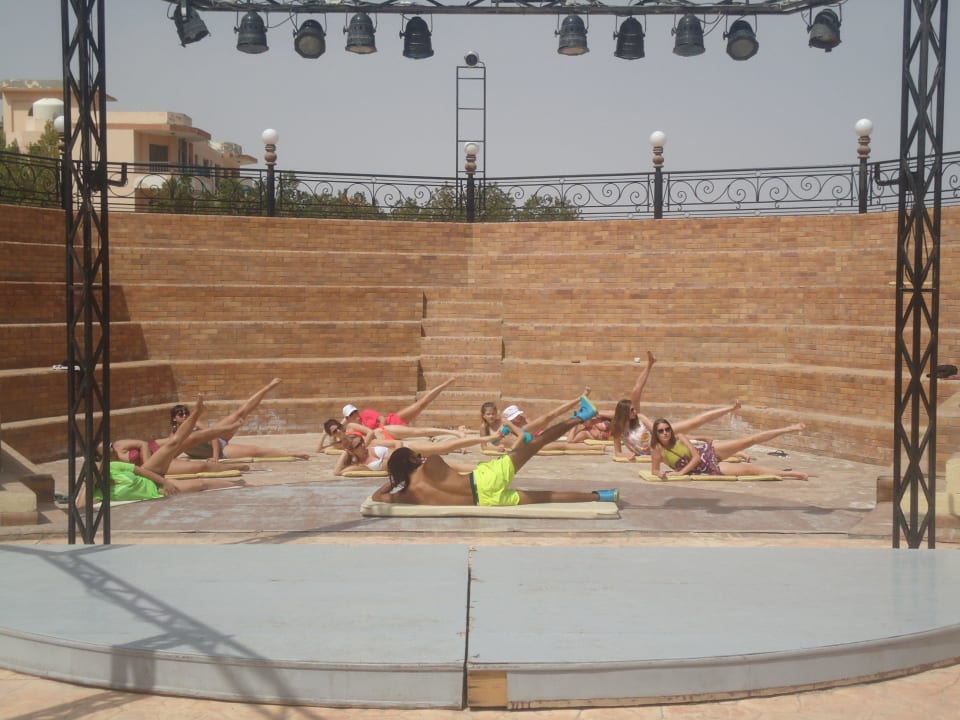 Зарядка Riviera Aqua Park Resort