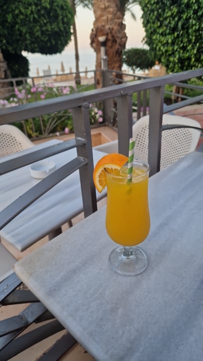 Gastro Serenity Alpha Beach