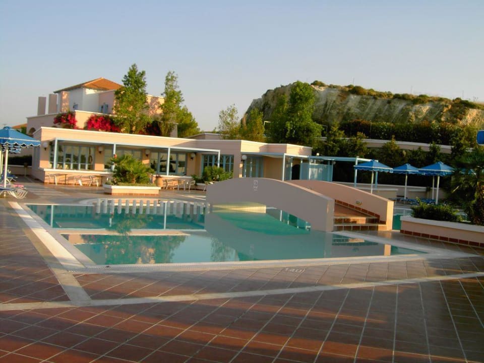 Der obere Pool Mitsis Rodos Village