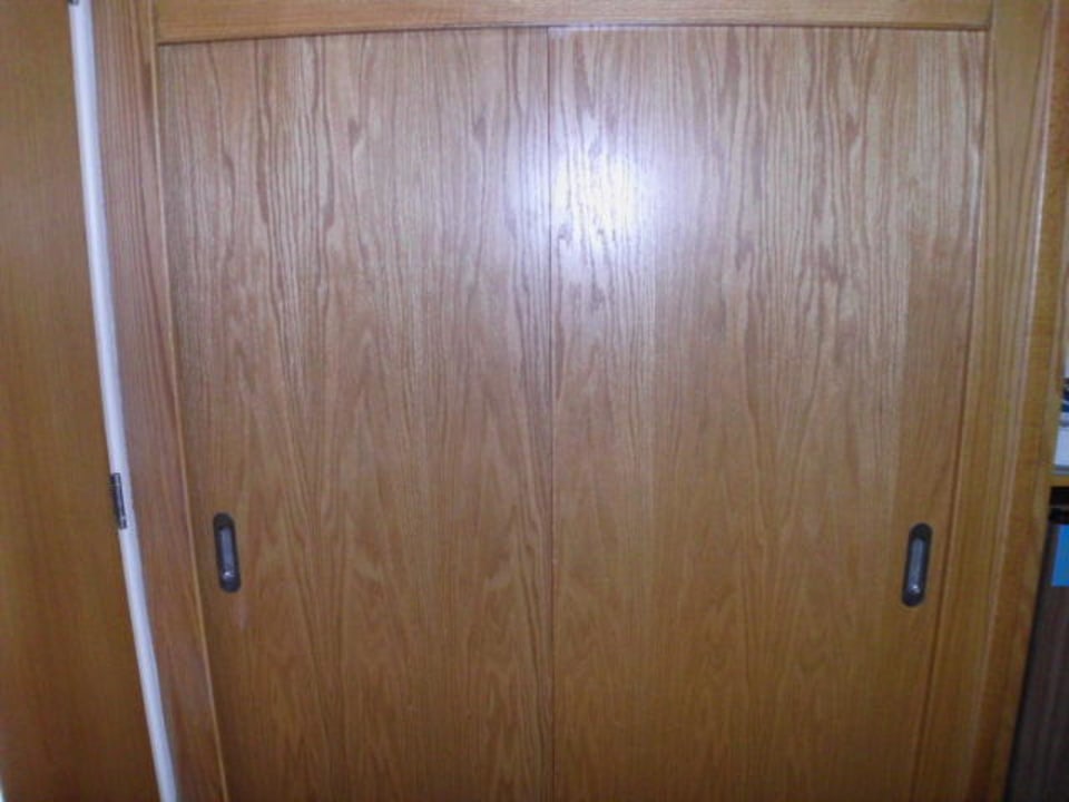 Kleiderschrank Constantinou Bros Athena Royal Beach Hotel