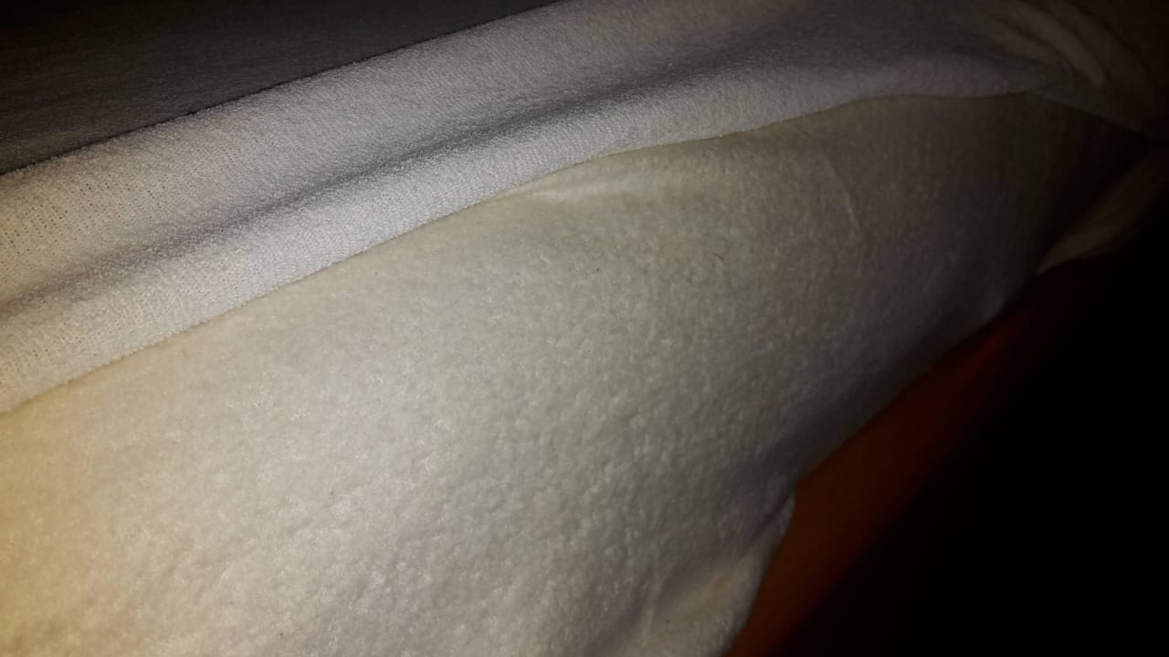 Matratze 1 m. Frotteelaken Familien- und Aparthotel Strandhof