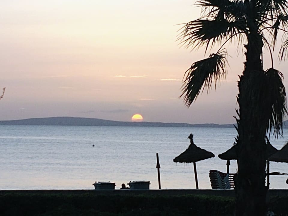 Strand AYA Seahotel - Adults only