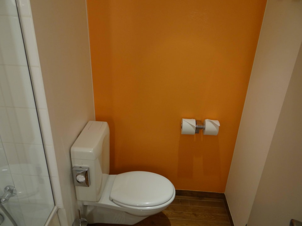 Restroom Fürther Hotel Mercure Nürnberg West