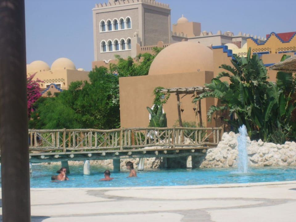 Teil des Pools Grand Makadi