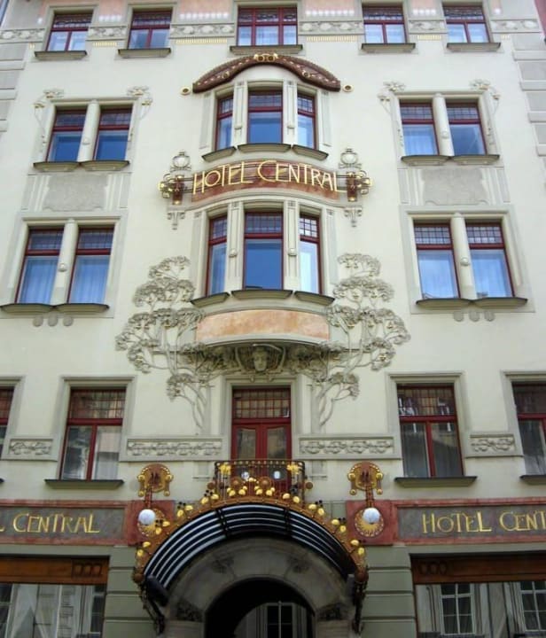 Facade K+K Hotel Central