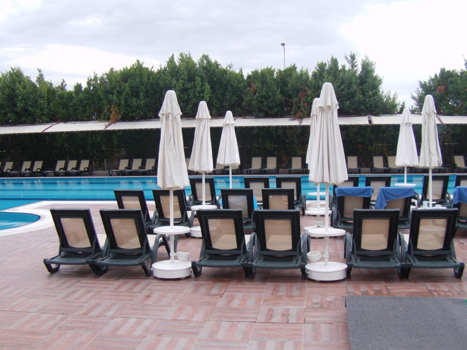 Pool mit Rutschen Hane Family Resort