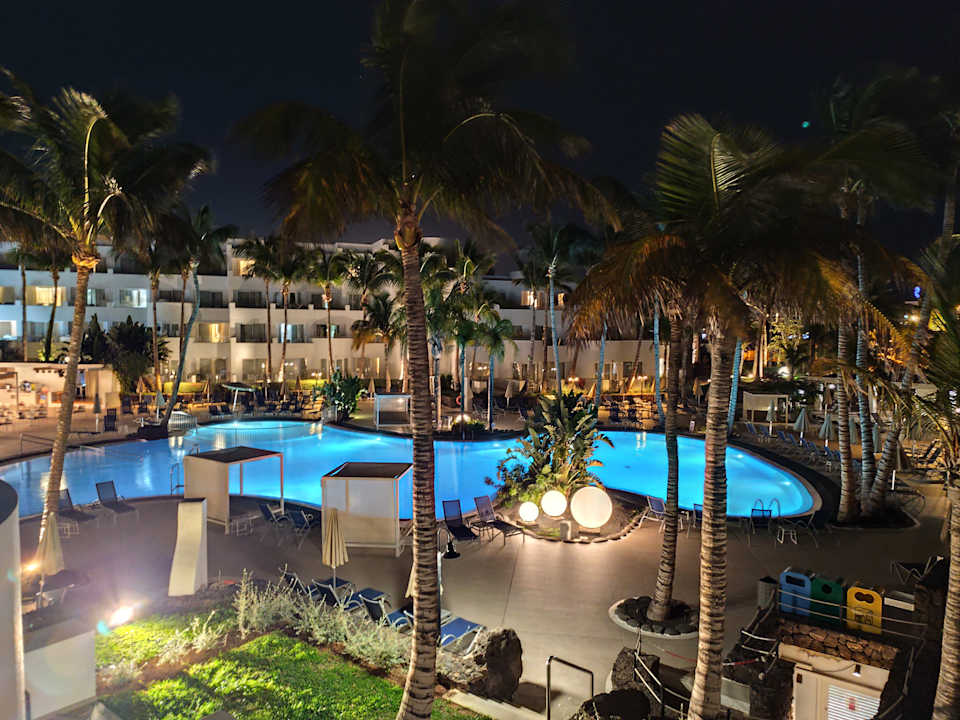 Pool Hipotels La Geria