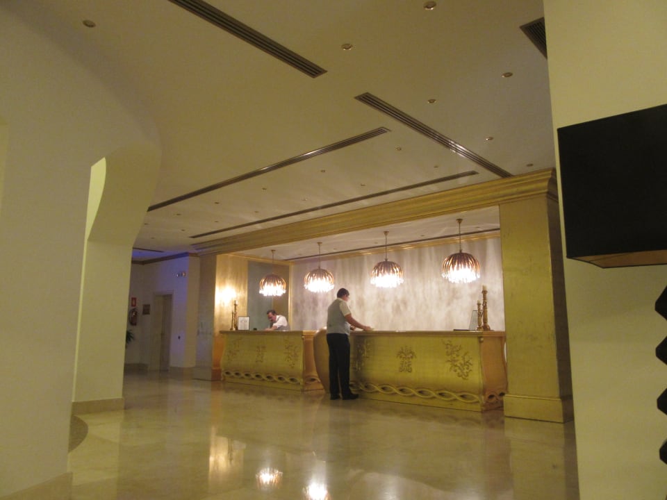Lobby Mitsis Selection Laguna