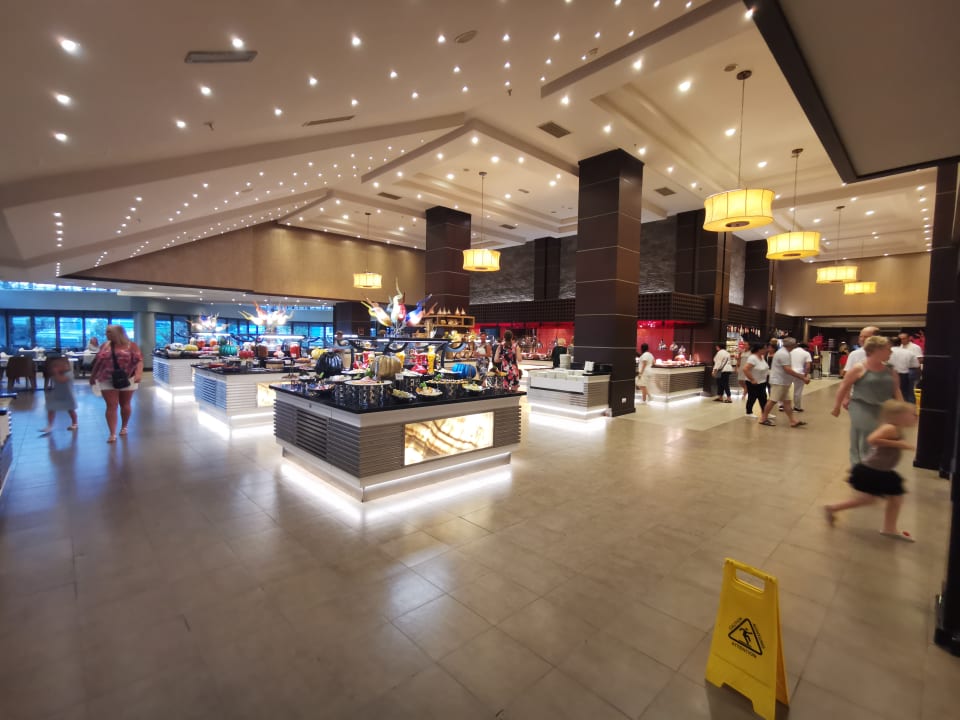 Gastro Limak Lara Deluxe Hotel & Resort