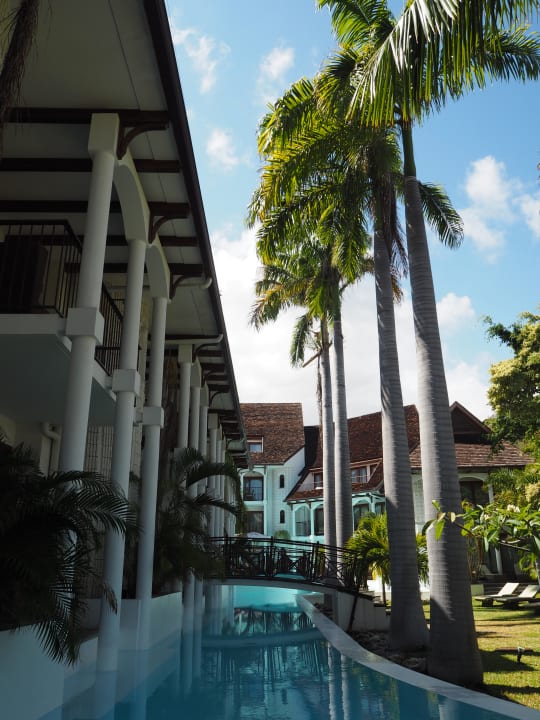 Außenansicht Hotel Le Saint Alexis