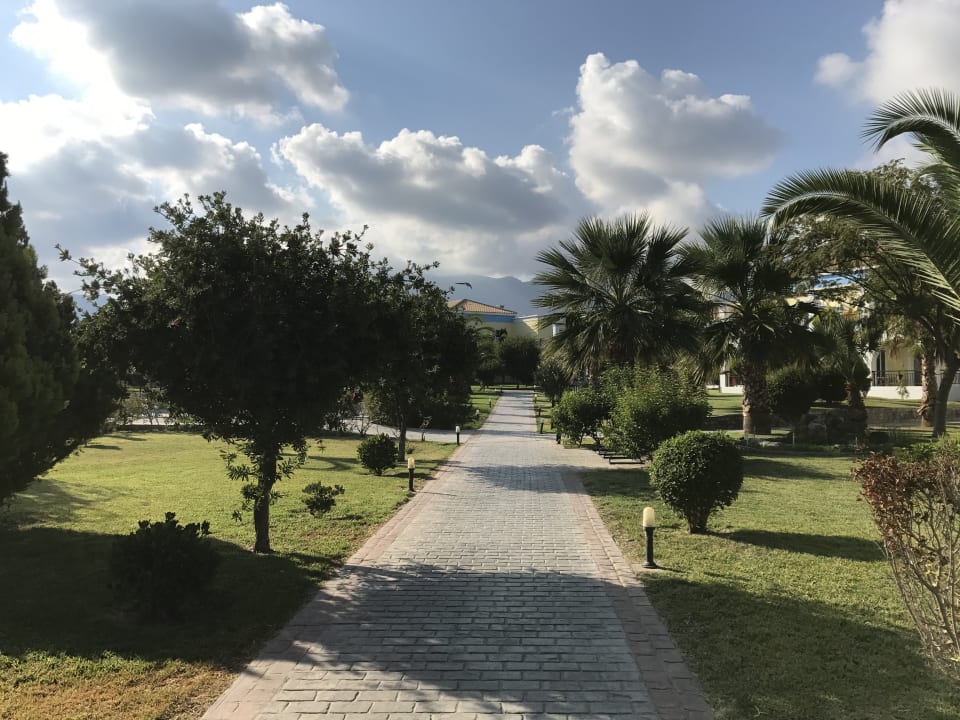 Gartenanlage Corali Hotel