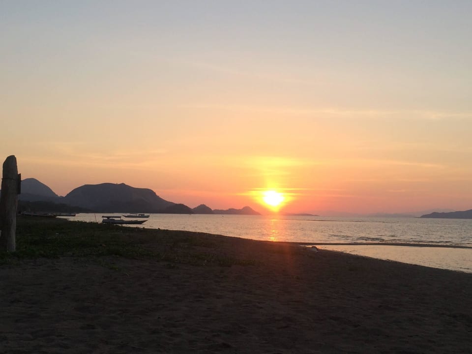 Sonnenuntergang Puri Sari Beach Hotel