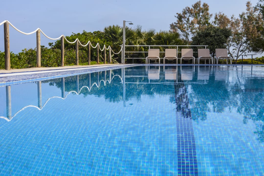 Pool Es Blau des Nord