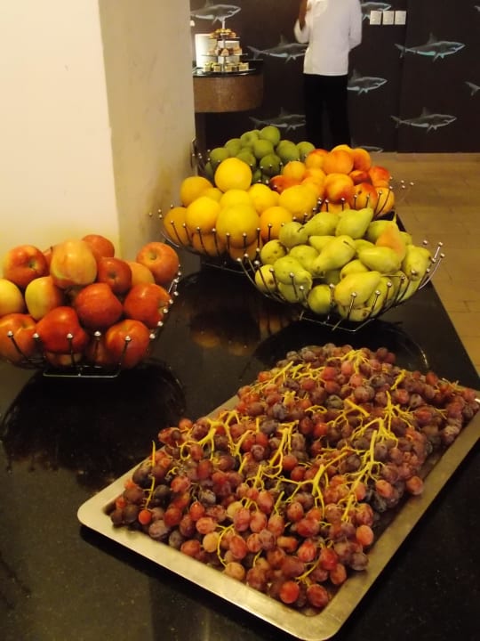 Obstbar SENTIDO Port Royal Villas & Spa