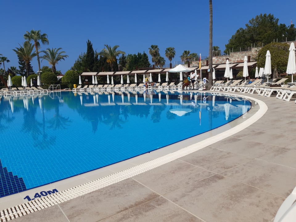 Pool Saphir Resort & Spa
