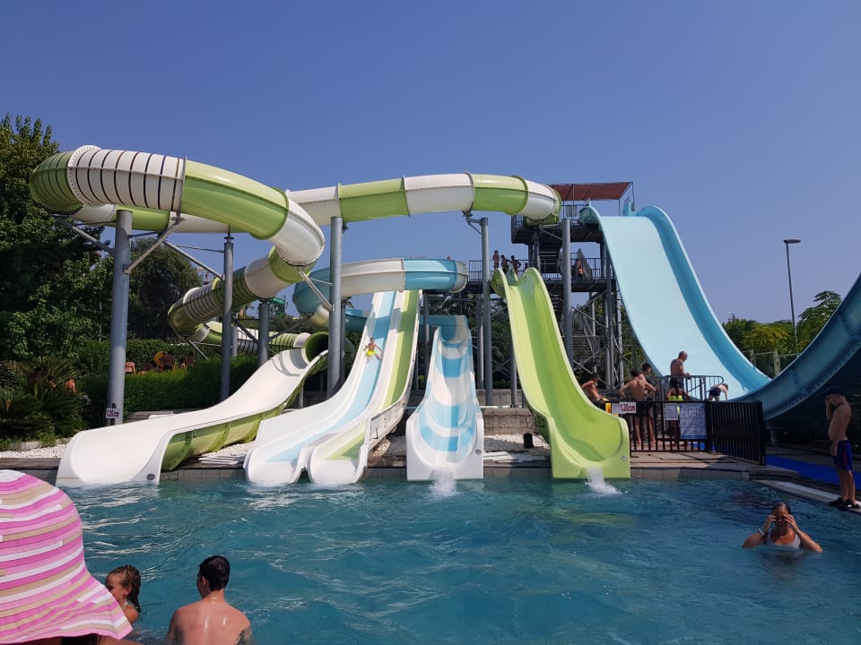 Pool Club Grand Side